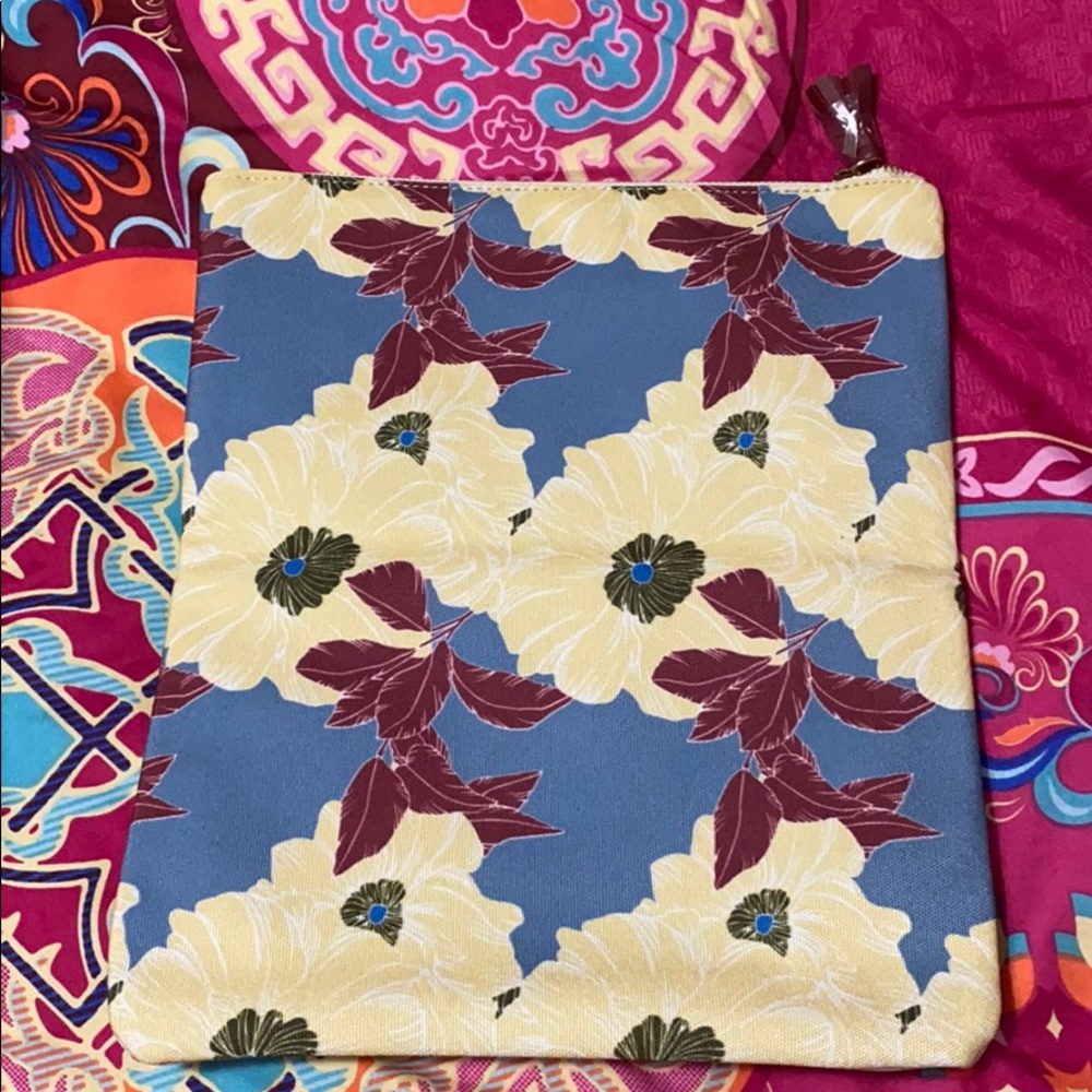 Rachel Pally reversible clutch
